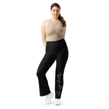 Load image into Gallery viewer, Miaseen Flare leggings
