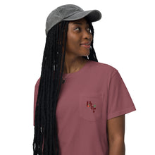 Charger l&#39;image dans la galerie, Love Unisex garment-dyed pocket t-shirt
